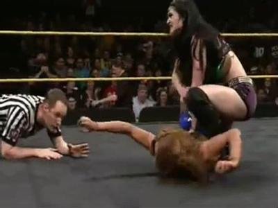 wweŮ��ˤ��˺����������˲�� �޹���������೶�·��ǶԷ��·�