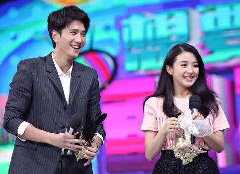 ����Ӣ���ź������ڹ�ϵ û����֤���ź��������ɷ���˭