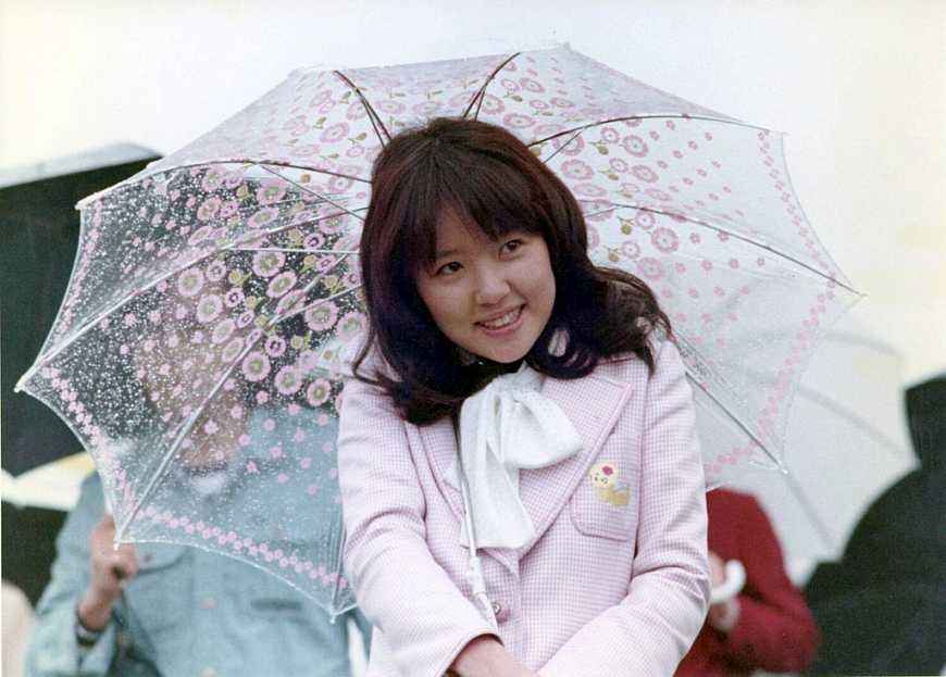 �������ɺ��е���ѩ�Ĺ��� ���λ������������ɵ��������Ŷ���˭