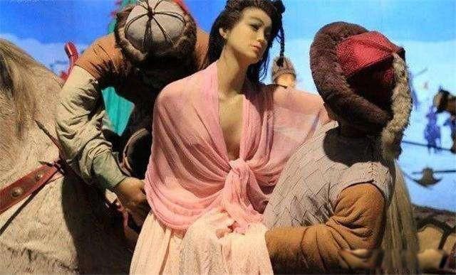 Τ̫��Ϊ���������� ǣ����Τ̫���ڽ������ֱ�����