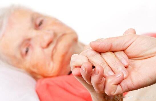 �������ǳ��ֻþ�,�������� ���շ�Ӧ���������ٽ����Ĺ���ǰ��