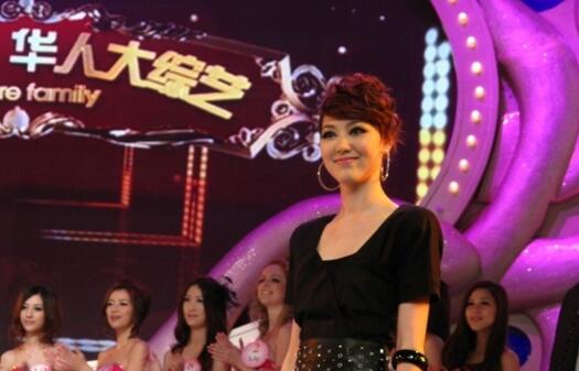 ���ں����Ϲ���Ƭ �������������ڸ������ϼ��