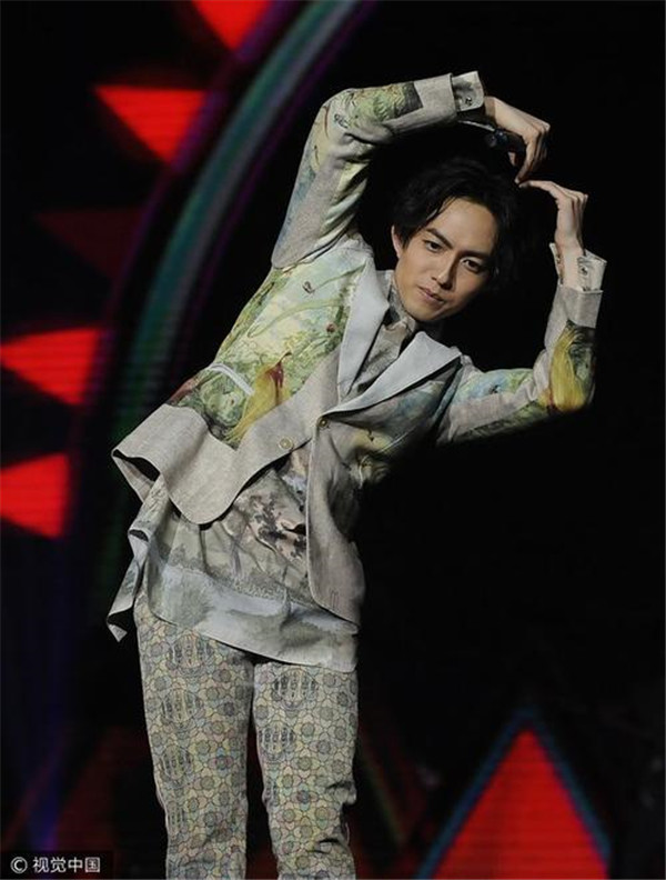 ��嶼κ͵�����Ĺ��� ˭������˭����嶼κ͵�����Ϊʲôû��һ��