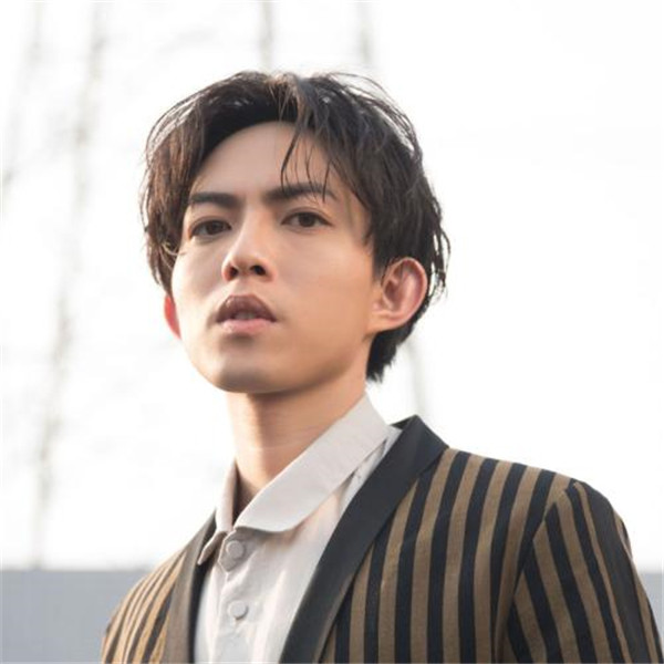 ��嶼κ͵�����Ĺ��� ˭������˭����嶼κ͵�����Ϊʲôû��һ��