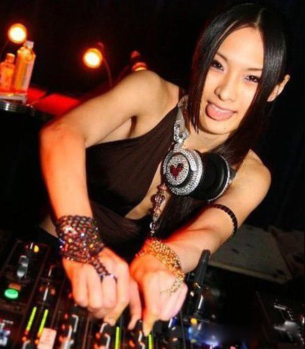 ktv��Ƶ�Ů���ӿ�����ʲô ��KTV����6��Ĺ�����˵˵