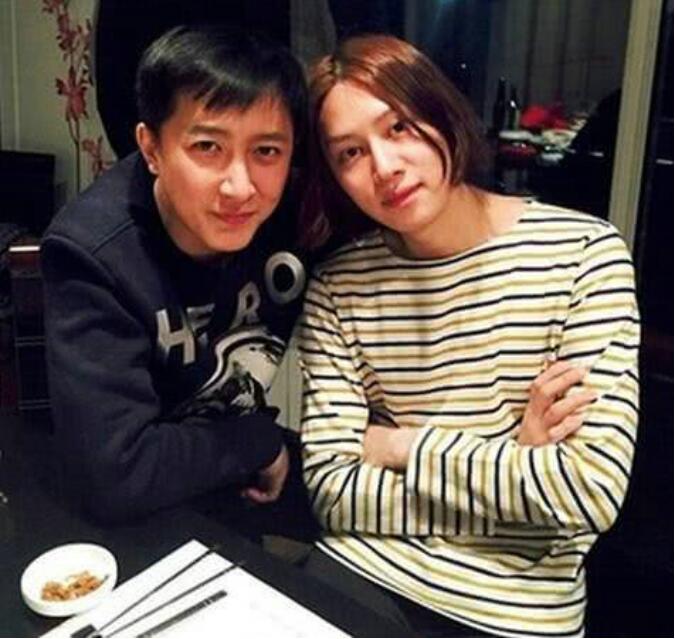 �����кͺ����Ĺ�ϵ ������Ů�����������Ǹ�ʲô��