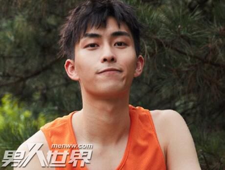 С��ϲ���涡һ�����ɫ��˭�ݵ� ��������������