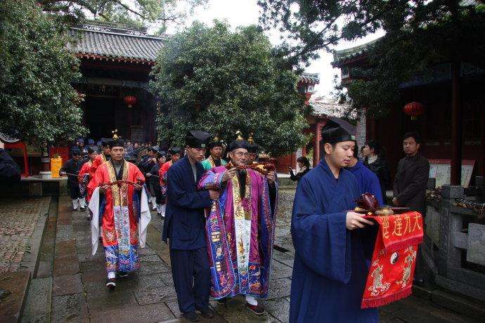 ����ɽ��ʦ����ͽ���� Ҫ�е�����֤������˽����ͽ