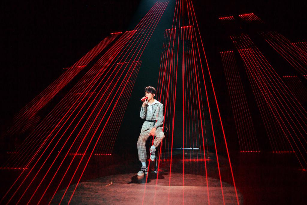 ����ǧ���������� ���Ժգ��ְֵĹ�˾��ʲô��