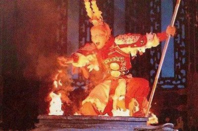 �����������Ƭ��ʵ �������겻������ֻʣһ��һ��