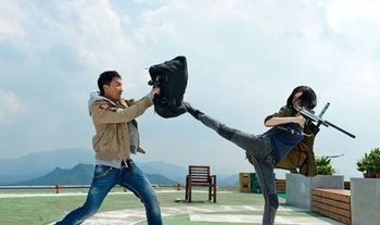 ���𱳾���̨�ϰ嵽����˭ ���������Ķ���֪�����ݣ�Ӱ��