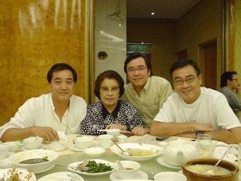 秦沛有几个老婆 前妻是中日混血儿名字叫梁盛子