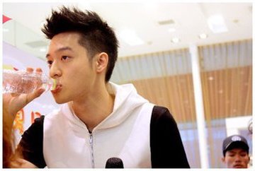 �Ƕ����������ݹ��ĵ��Ӿ�����Щ ��ĸ��ǿ��Ļ���