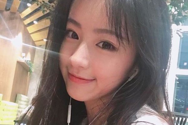 ���ڰ�¶�ѵĸ������� ��λС��㻹�涶��Ŷ